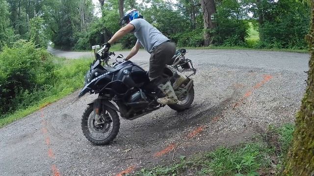 BMW R1200 GSA Counter balance full lock turns from one side. A balance and control drill смотреть онлайн