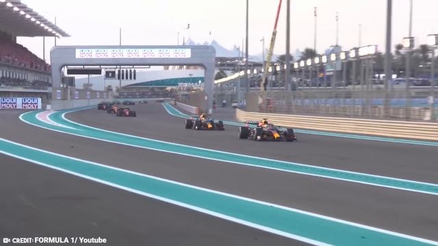 New Twist As Mclaren Forced to Keep Daniel Ricciardo As New Bombshell revealed смотреть онлайн