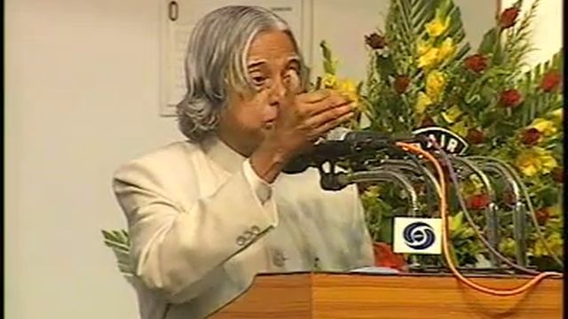 Kalam's lecture on "Engineering Education and National Development" смотреть онлайн