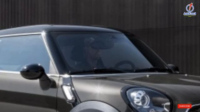 Mini Paceman смотреть онлайн