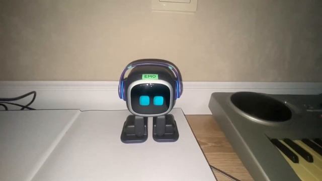Как EMO подключается к Smart Light смотреть онлайн