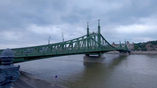 Csavargás Budapesten: Vajdahunyad vára, zsinagógák, Gellért-hegy смотреть онлайн