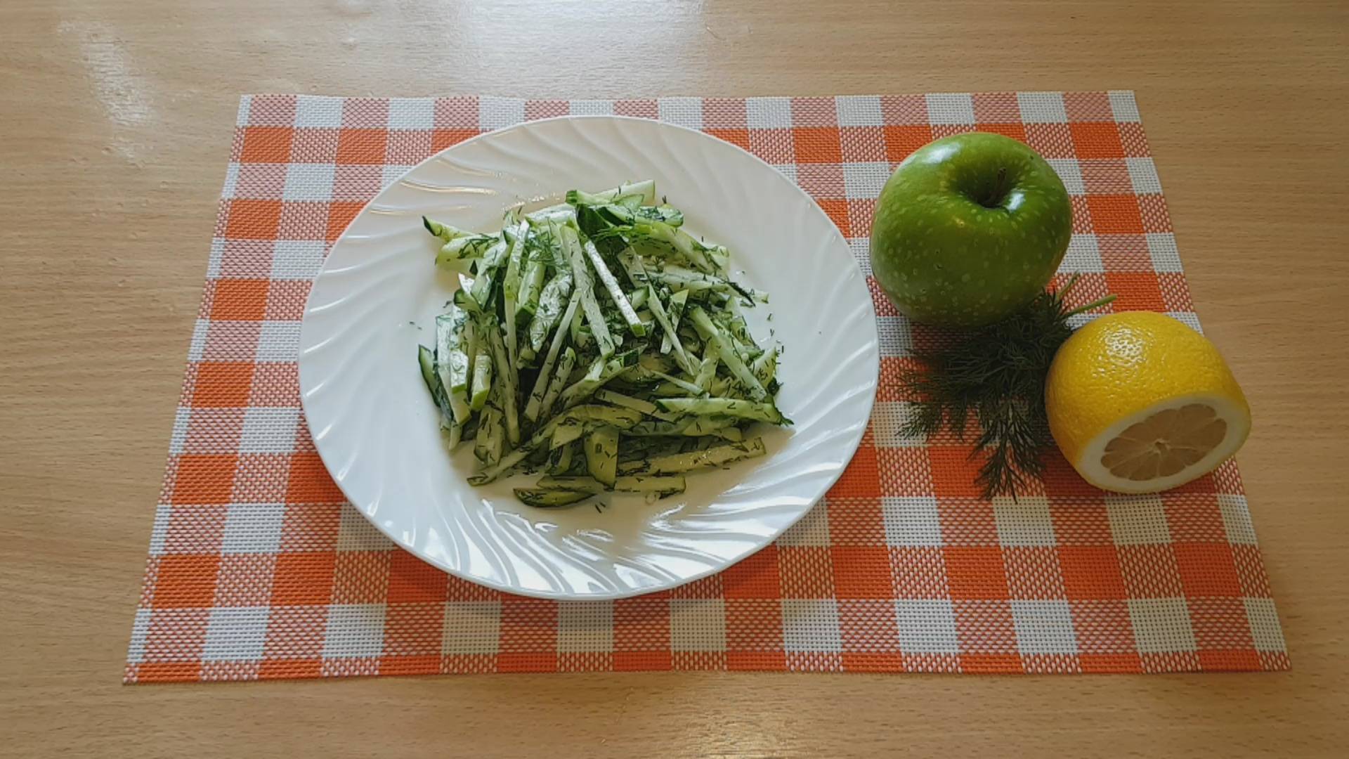 Салат Весна это стоит попробовать! смотреть онлайн