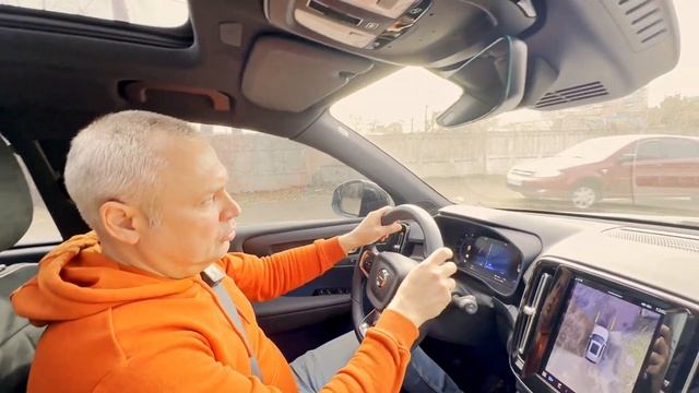 Volvo XC40 Recharge 2023 - підкорення блискавки ⚡️ смотреть онлайн