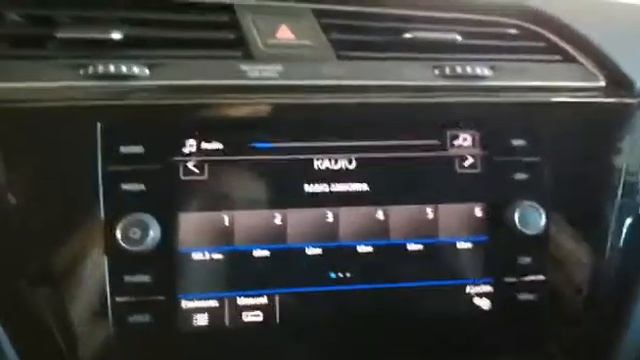 VOLKSWAGEN Touran Sport 1.6 TDI 115CV DSG 7 plazas AUTOMOVILES ANDRÉS смотреть онлайн