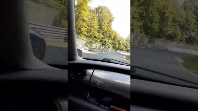Nurburgringinging in a £500 MG ZT смотреть онлайн