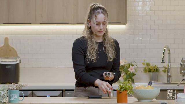 Coffee Bar Recipes: Yuzu Espresso and Tonic смотреть онлайн