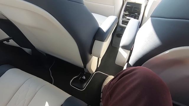 【最高級SUVの後席】BMW新型X7試乗レビュー 贅沢を尽くした2列･3列目内装 後編 | BMW X7 xDrive35d test drive 2020. смотреть онлайн