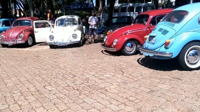 ENCONTRO DE FUSCAS - NOVA ODESSA/SP - Viajando de Vw #ep9 смотреть онлайн