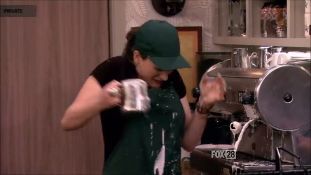 2 Broke Girls - Working at the coffee shop смотреть онлайн