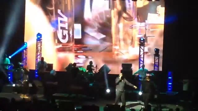 Rick Ross & Ace Hood - Bugatti (Mastermind Tour - Miami) смотреть онлайн