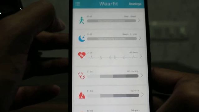 How To Sync Your Wearfit F1Plus Sports Fitness Band With Your Mobile Phone (Hindi) смотреть онлайн