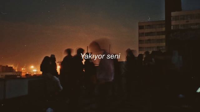 Konoba - On Our Knees feat. R.O // (Düzgün) Türkçe Çeviri смотреть онлайн