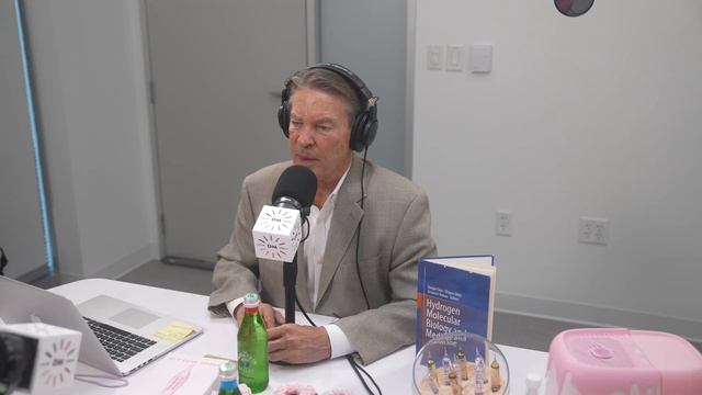 Tools & Tactics To Kickstart Your Health, Fitness, & Wellness In The New Year Ft. Robert Slovak смотреть онлайн