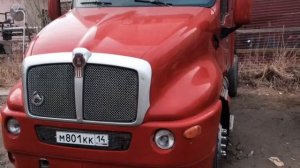 Тягач Kenworth Т2000
