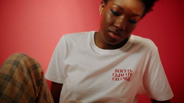 ELISE – a new Fashion Brand that Fight for Body Rights смотреть онлайн