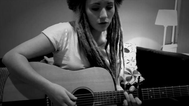 Moa Lignell - Live Your Life (Acoustic) смотреть онлайн