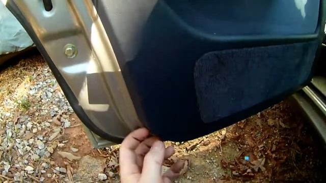 '88 BMW 528e rear door panel removal смотреть онлайн