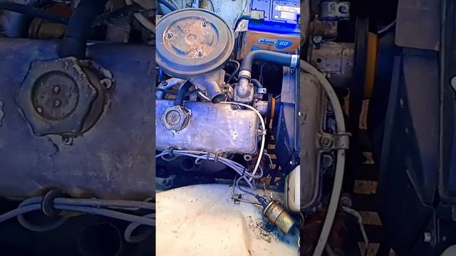 Это явно твоего пальца дело... #automobile #car #mechanic #moskvich #fix #carfix смотреть онлайн