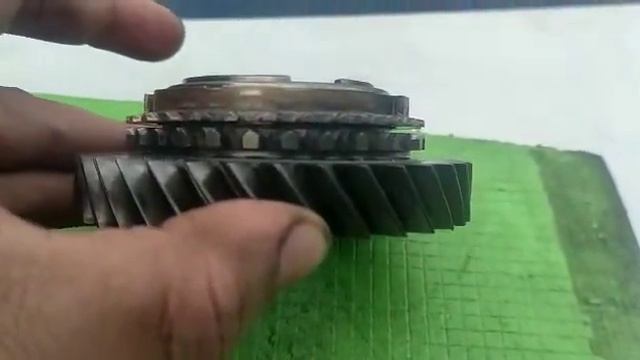 Синхроны 1 и 2 передачи МКПП Т4 DQJ смотреть онлайн