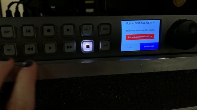 How to format an SSD in the BlackMagic Hyperdeck Studio Recorder смотреть онлайн