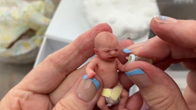 Newest Tiny Doll смотреть онлайн
