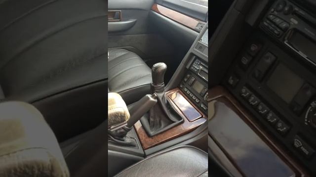 Range Rover P38 1995 V8 Manual Walk Around - Bradley James Classics смотреть онлайн