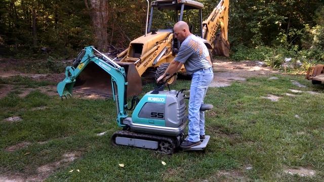 Kobelco Mini Micro Excavator SS1