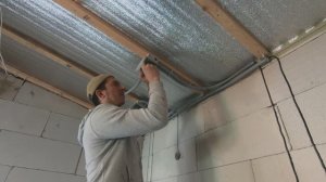 Сам сделал электрику в доме из газобетона за 28 000 рублей