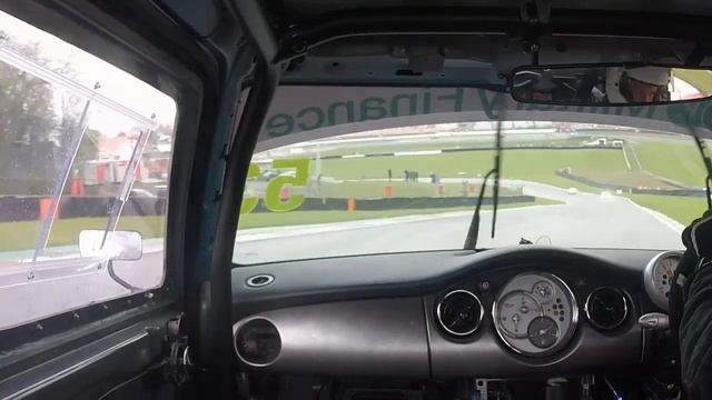 2019 AFRC Rd 1 Brands Hatch Indy Mini Cooper S смотреть онлайн