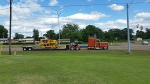 Дальнобой. США.часть # 2 Груз из дома в Техас. 30 тонный Трубоукладчик