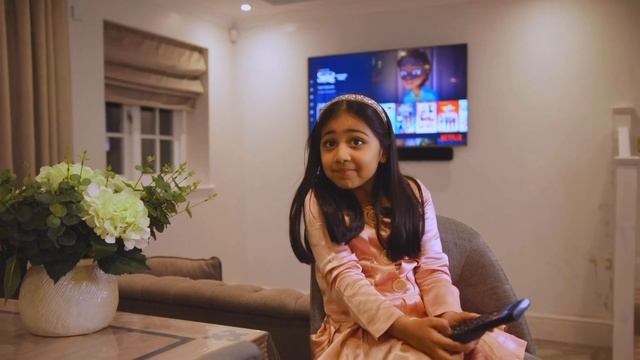 So Easy Even A Child Can Use It! LEICESTER Control4 SMART HOME - CHILD TUTORIAL/ INTERVIEW - смотреть онлайн