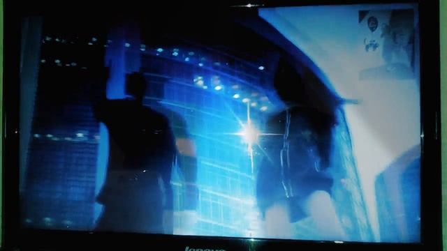 Слушаю  песню Fase бургер (наоборот)