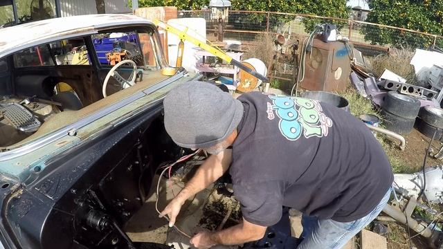 55 Gasser wiring! New Land Rover build! смотреть онлайн