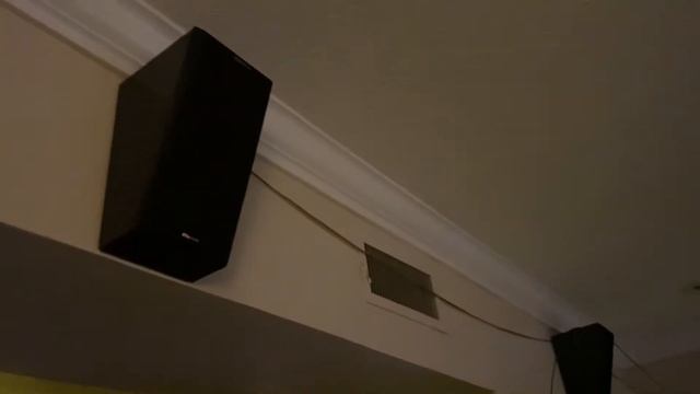 Small Apartment Home Theater (Spare Change , Dynamically Challenged entry video) смотреть онлайн