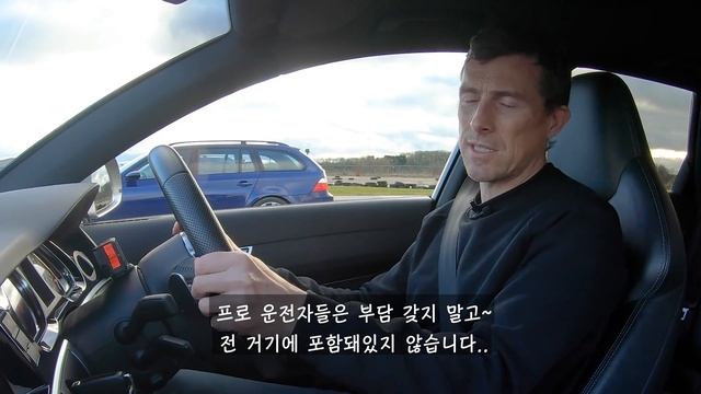 V10 BMW M5 vs AMG E55 vs 아우디 RS6 - 드래그 레이스 смотреть онлайн