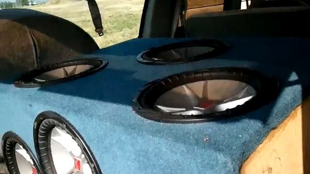 6 12's kicker cvr's in suburban смотреть онлайн