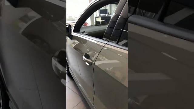 Audi s Q2 смотреть онлайн