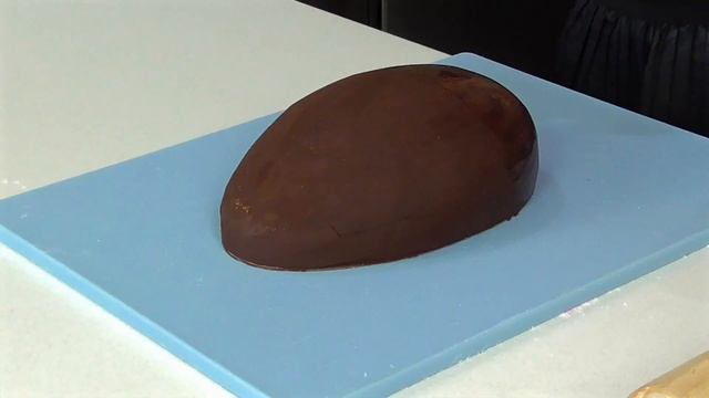 Giant Kinder Surprise Cake - CAKE STYLE смотреть онлайн