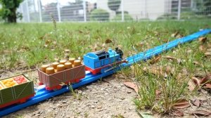 Железная дорога для детей! Парк Томаса ☆ Приключения Эдварда, собери 14 машин Томаса и его друзей!