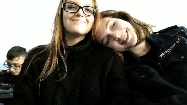8.10! Идём на квест 😊 сижу на истории🎓 гуляем с собакой 🐶 смотреть онлайн