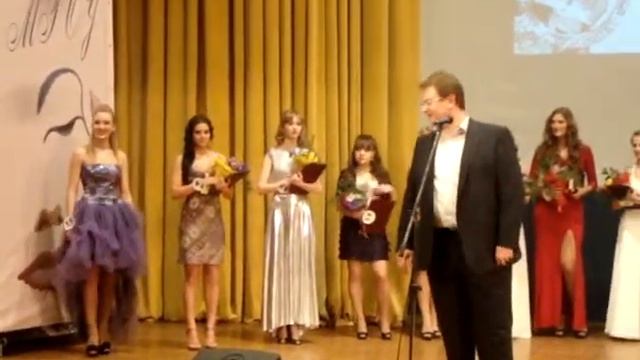 Награждение Анны Сироткиной "Мисс МГОУ 2012"!! смотреть онлайн