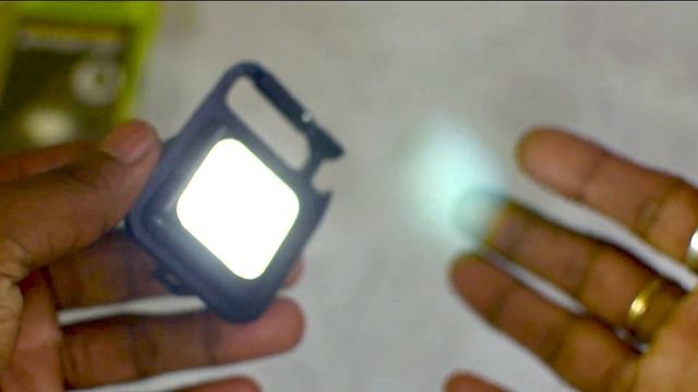 Keychain light Disassembly // Keychain light unboxing // Keychain light teardown // no 1 mini light смотреть онлайн