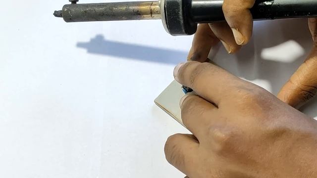 DC Motor Direction Control Remote | Dual Reverse And Forward Controller | कैसे बनाये смотреть онлайн