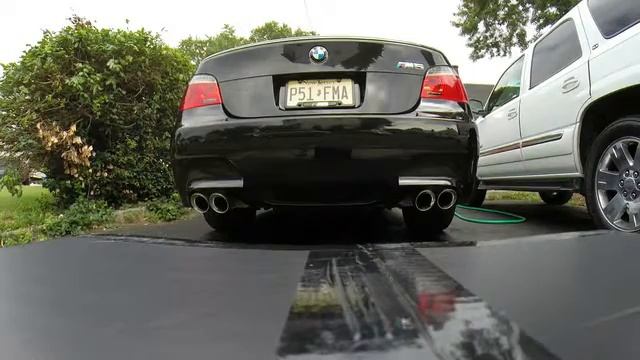 V10 BMW M5 Cold Start.   2010 E60 Evolve Headers