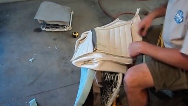 Seat Upholstery - Part 2 - VW Karmann Ghia смотреть онлайн