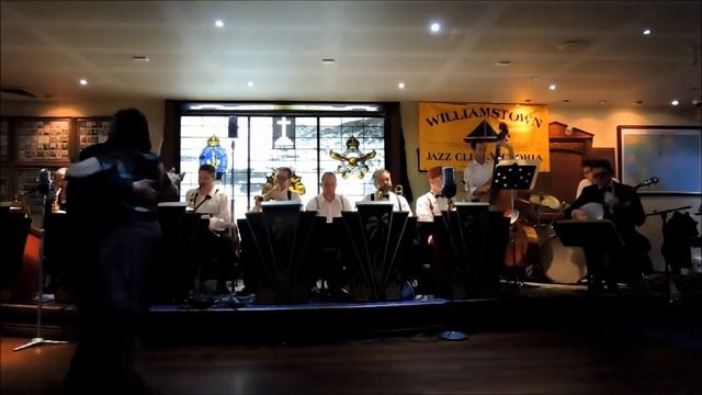 Mule Face Blues : Cairo Club Orchestra смотреть онлайн