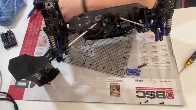 Nitro to Electric conversion 1/8 Buggy (cheap as possible) part 3 смотреть онлайн