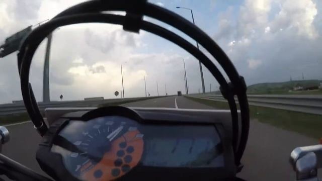 Ktm 690 Smc R 2017 Top Speed 203km