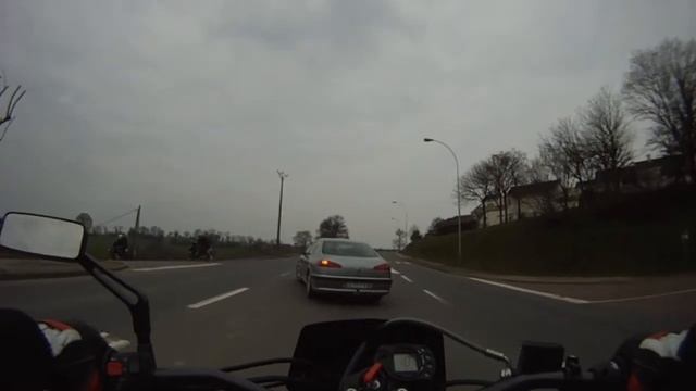 Go Pro [HD] Balade en Gilera smt, Magnum racing, CPI(bridé) & Nitro (Montage 4) смотреть онлайн